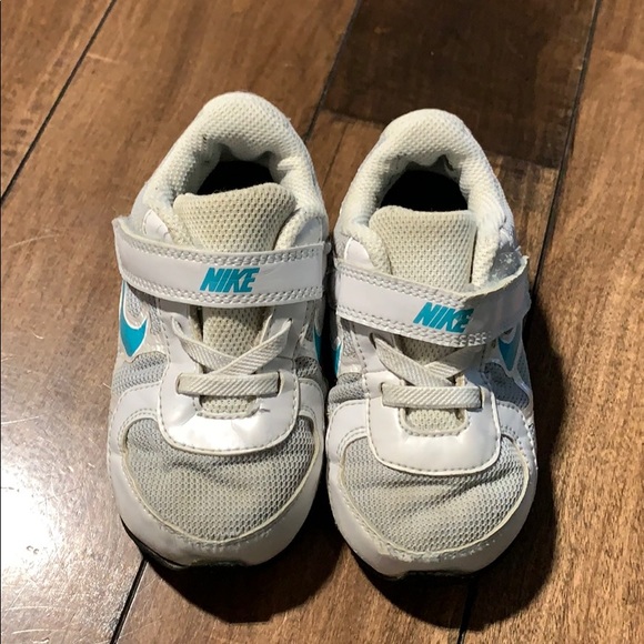 toddler girl nike shox